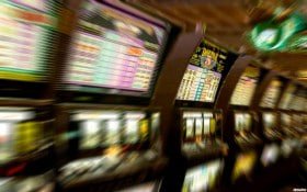 589 slots VIP ကစားသူများ အတွက် ရွှေ Cashback နှင့် Premium ဆုများ